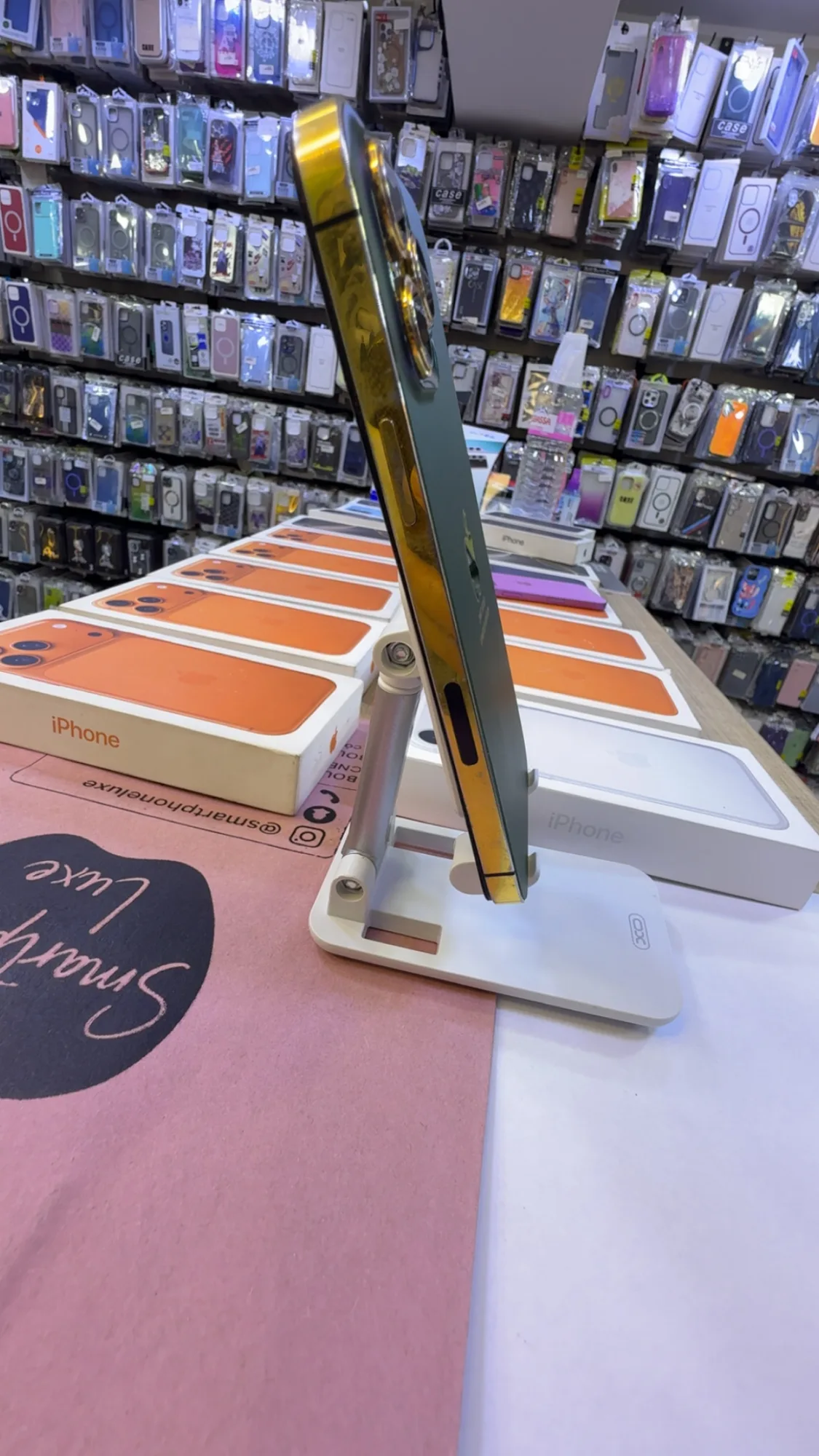 ستاند "ستريمر" الذكي - قابل للتمديد، خفيف الوزن ومثالي للايف (Live)